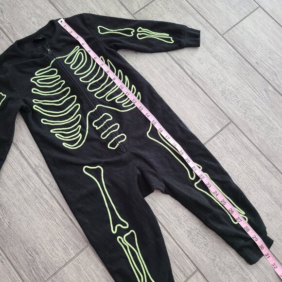 Halloween Hkyde & EEK! Boutique Toddler Kids Glow-in-the-Dark Skeleton PJ's 2T - Picture 5 of 8